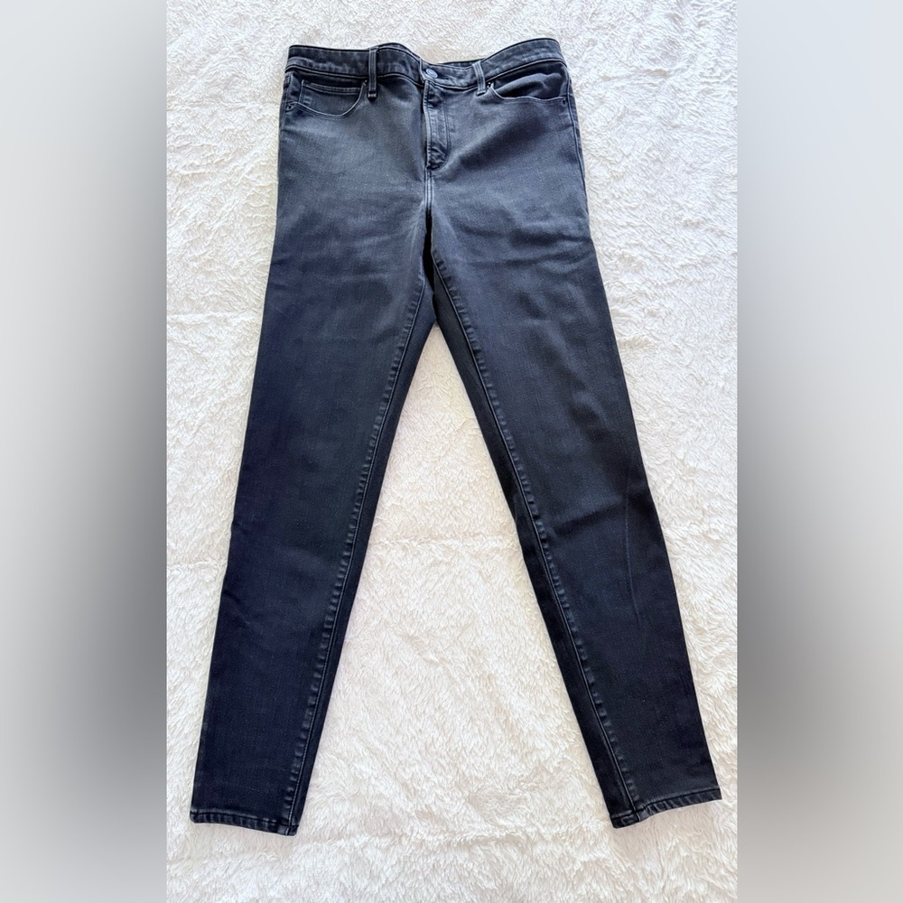 Abercrombie & Fitch Black Charcoal Skinny Jeans Women’s Size 30 / 10